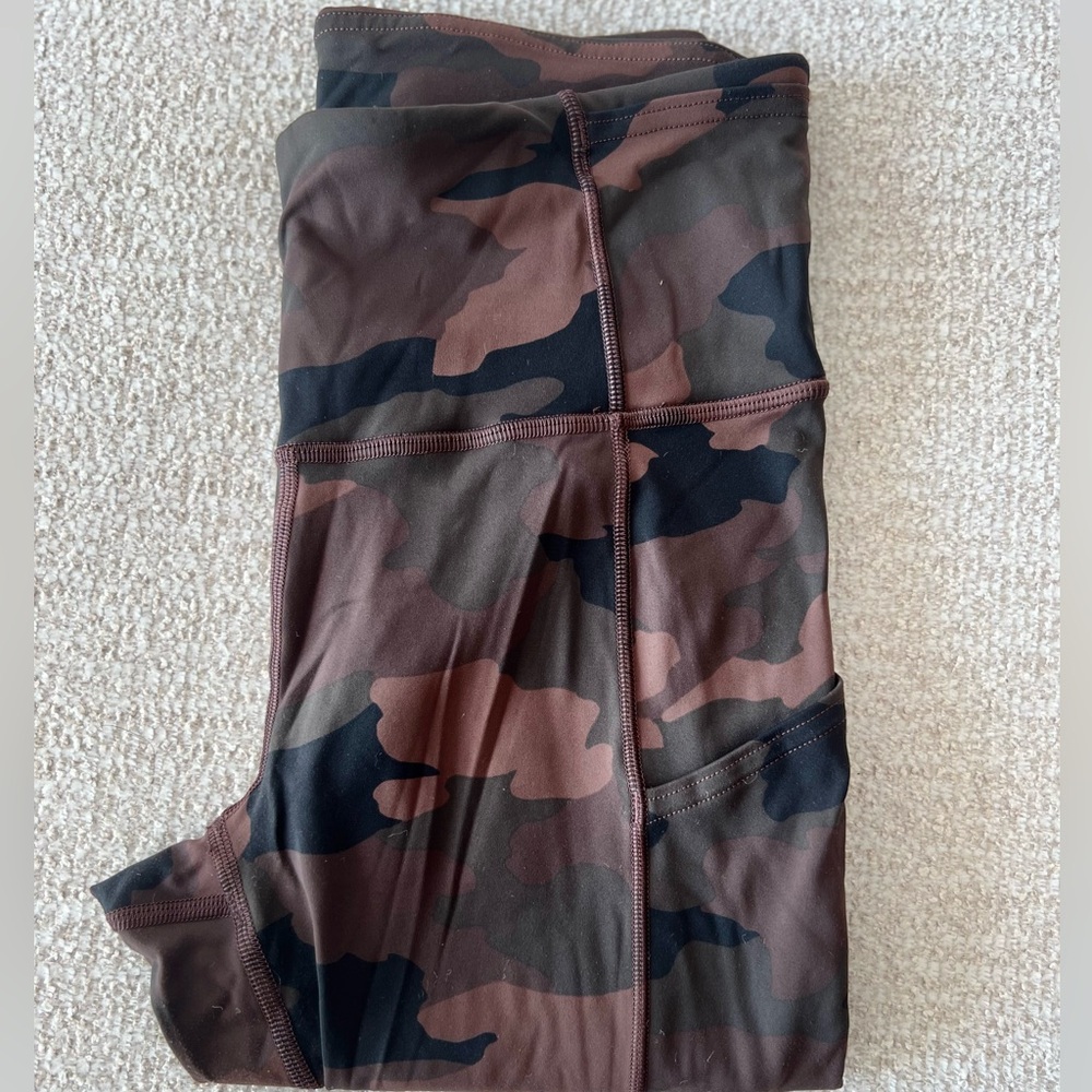 Lululemon Brown Camo Legging